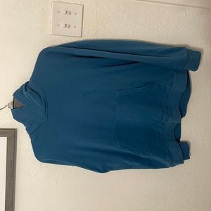 Waist length hoodie
